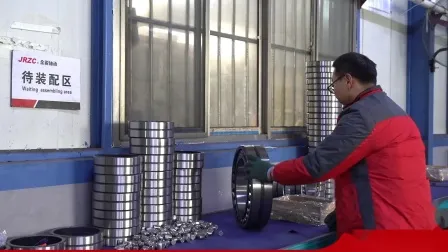 China Distributor Spherical/Cylindrical /Tapered/Metric Vibrating Screen Roller Bearing and Angular/Insert/Thrust/Pillow Block Bearings/MB/Ma/Ek/E1/Ca 